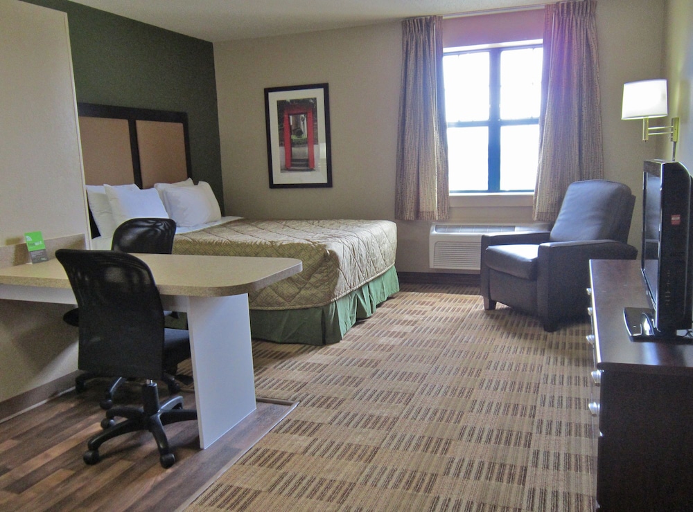 Studio 6 Corporate Extended Stay Rochester Henrietta NY 38/59