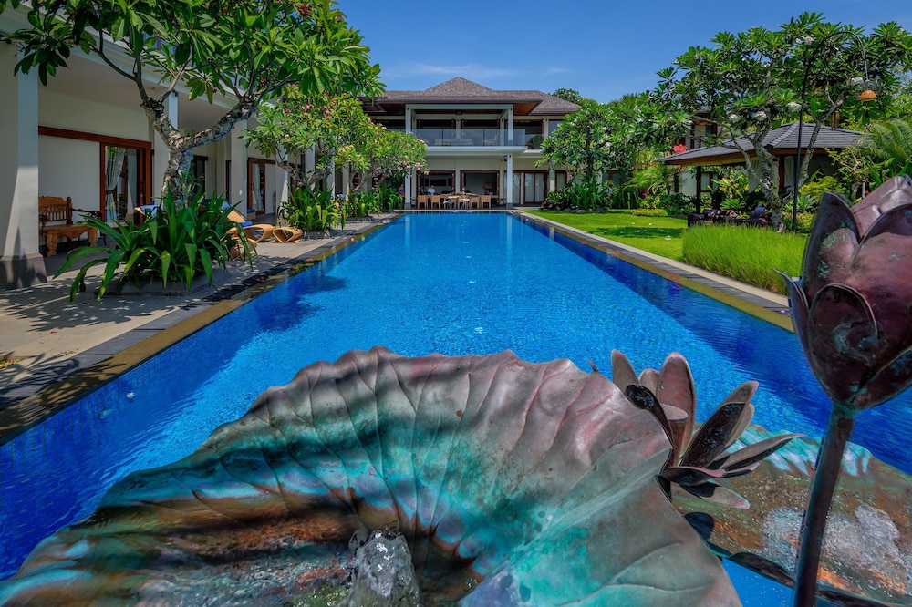 PRIVATE VILLAS OF BALI 46/50