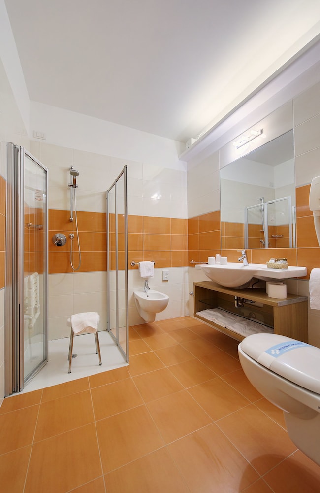 JESOLOPALACE HOTEL & APARTHOTEL 33/69