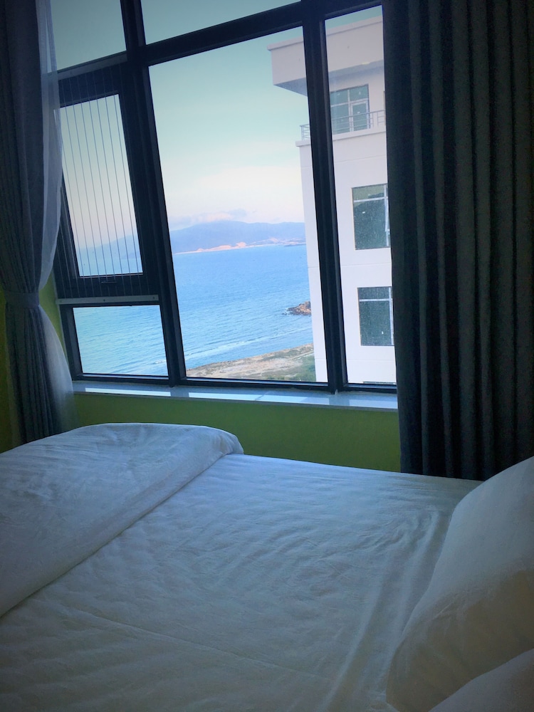 Seaview Front Apartment 5/32