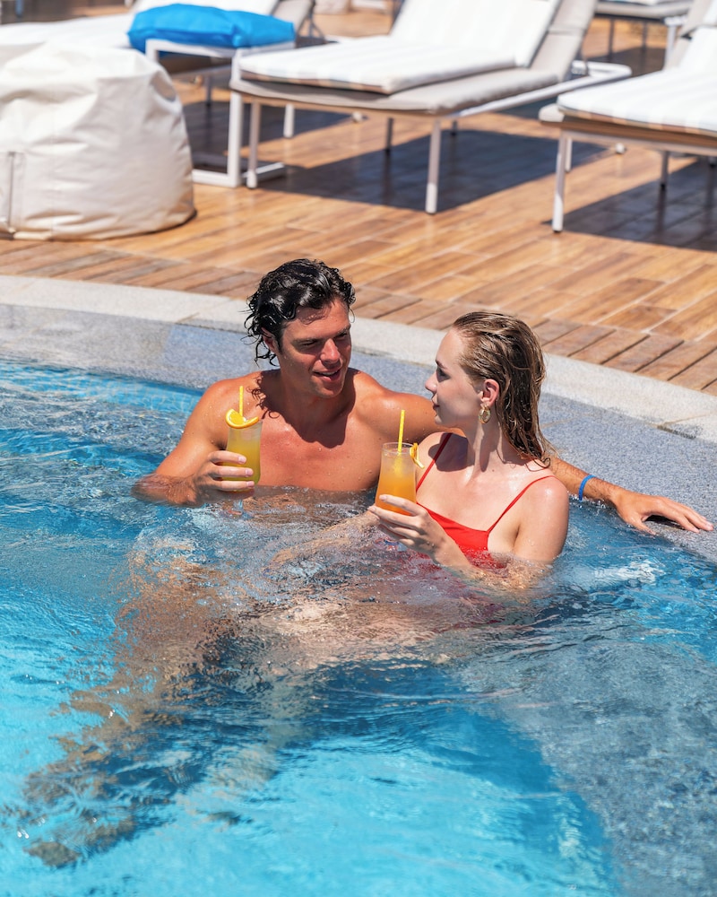Cleopatra Luxury Resort Sharm Adults Only +16 29/58