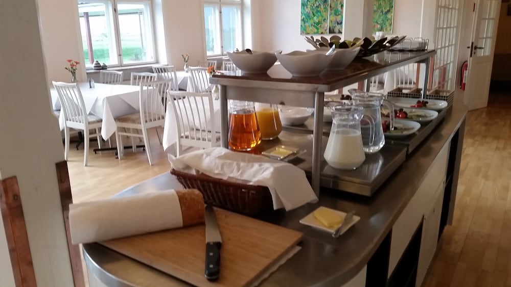 Copenhagen Airport Hotel 33/50
