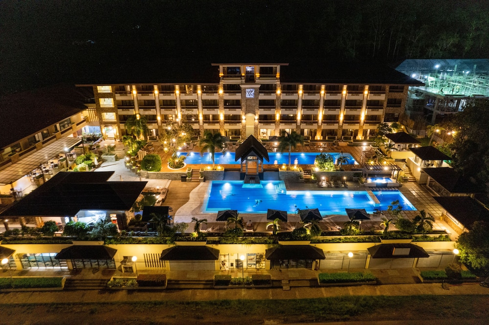 Coron Westown Resort 4/47