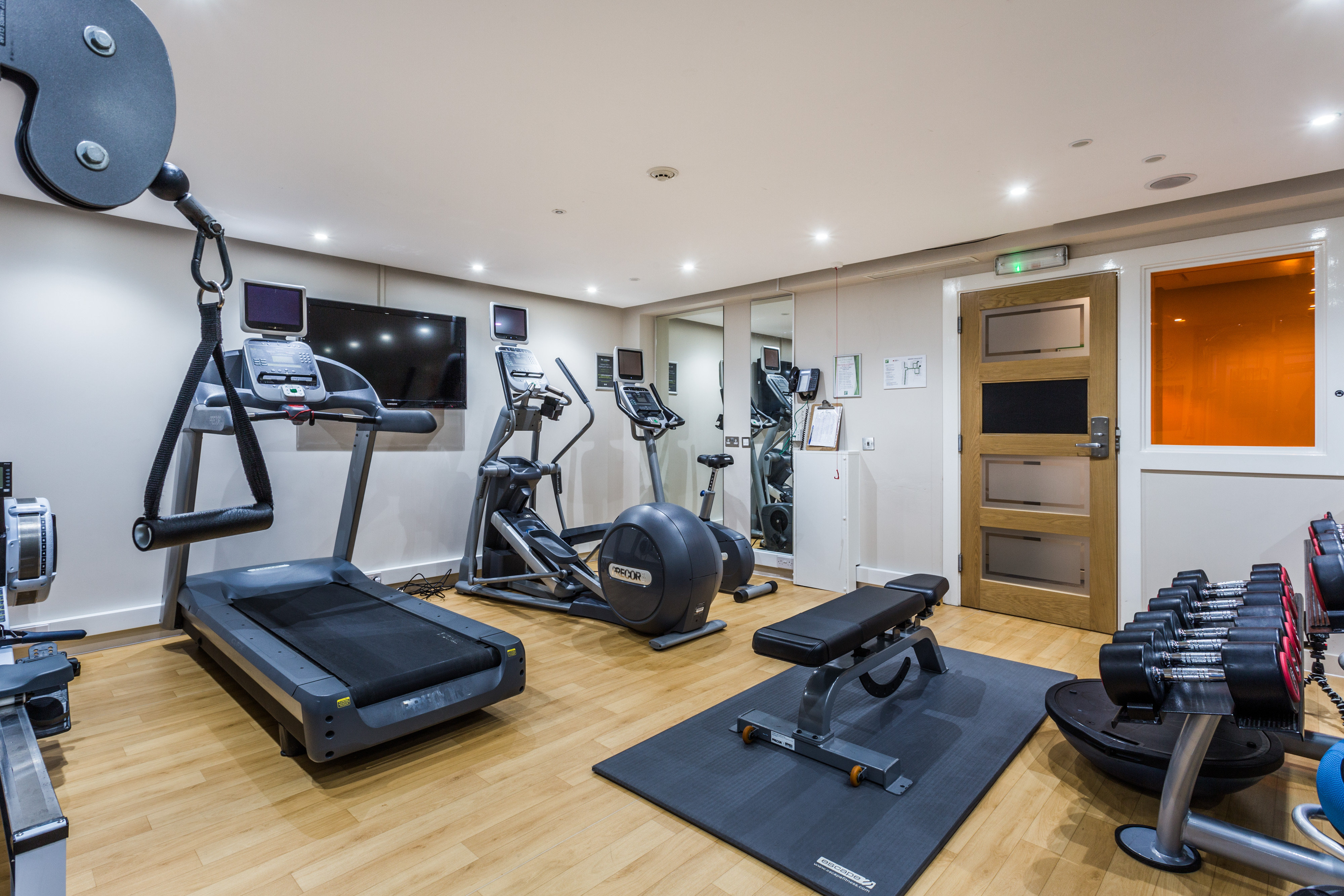 Holiday Inn Sittingbourne 17/50