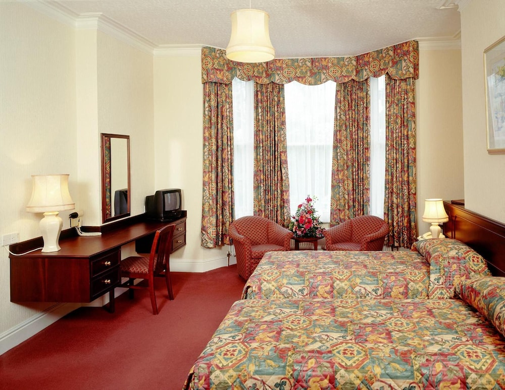 Arundel House Hotel 32/51