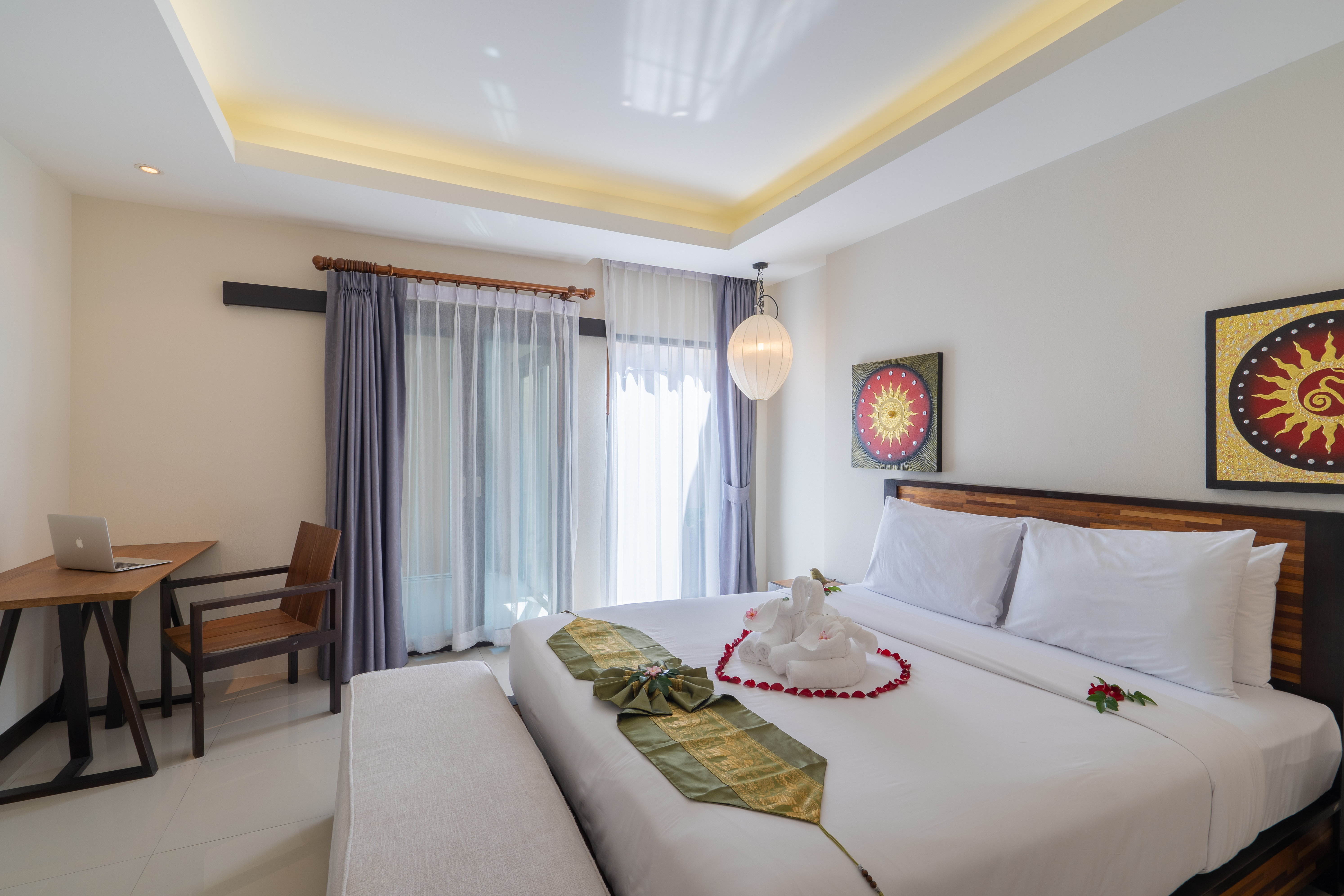 3 Bedrooms, Grand, Deluxe