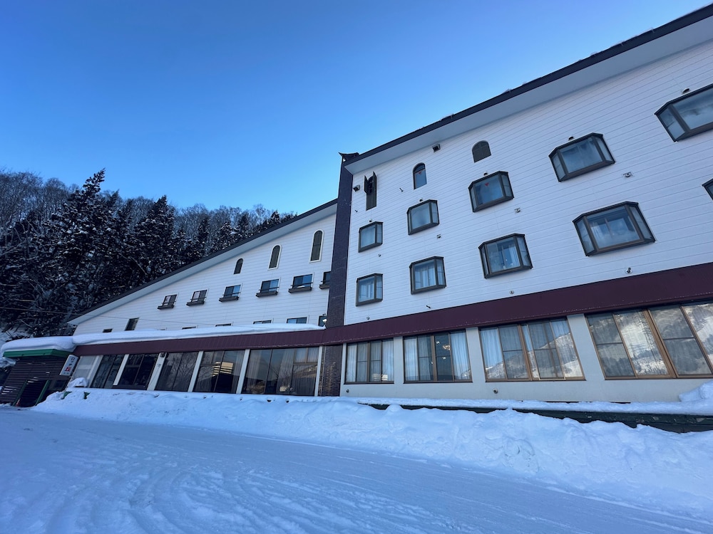 Lodge Oka 3/50