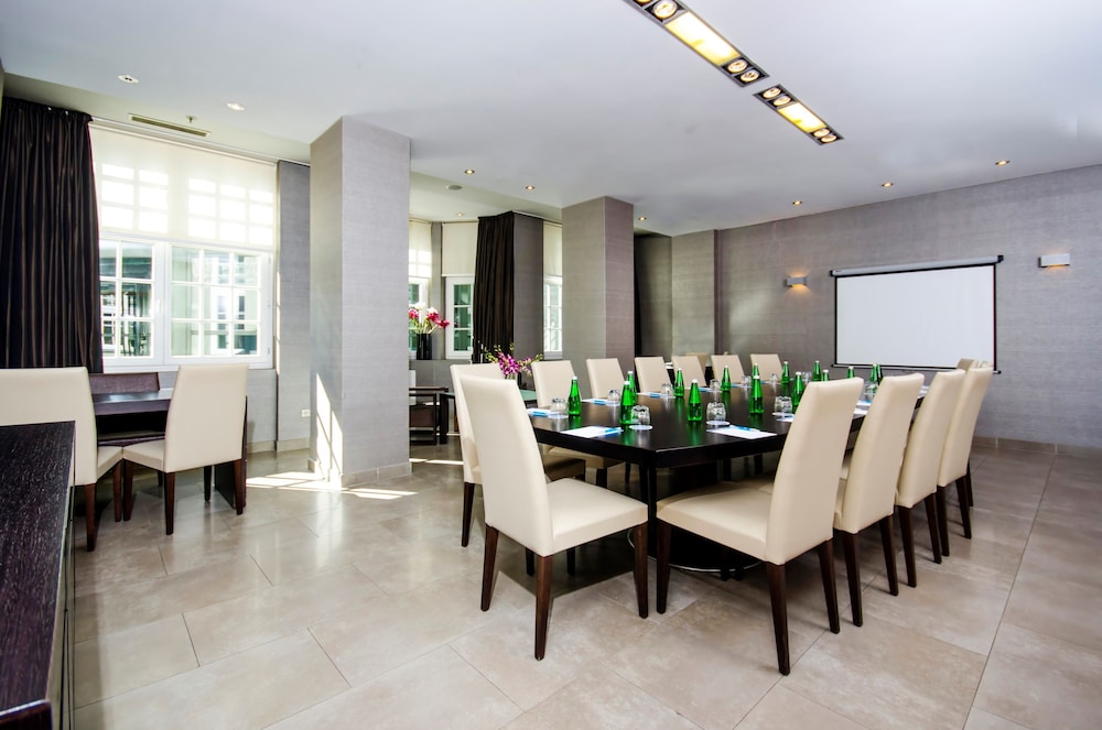Nh Poznan Hotel 22/28