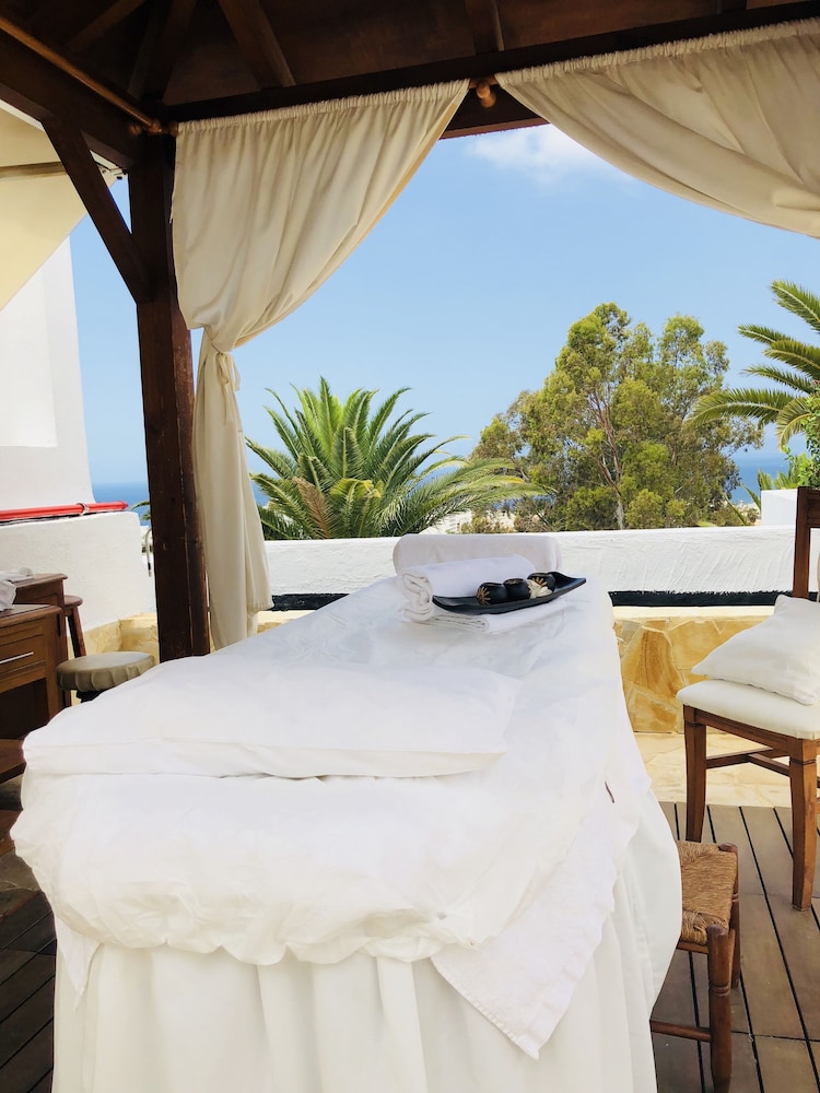 Regency Torviscas Apartments And Suites 34/63