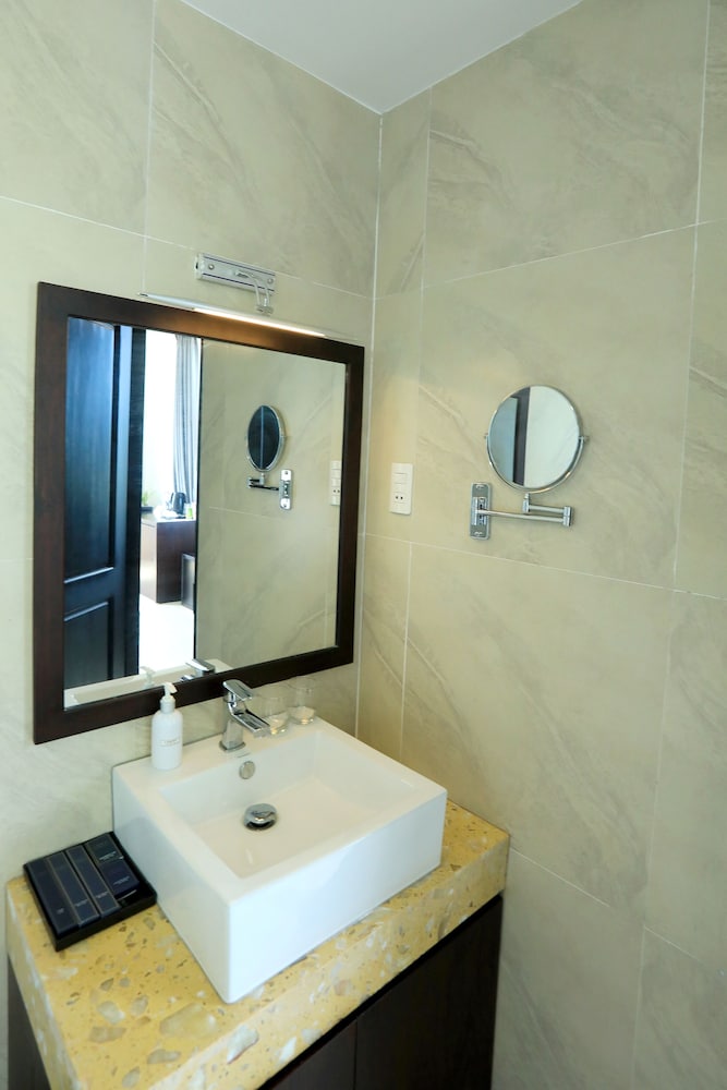 Orson Hotel and Resort Con Dao 49/50