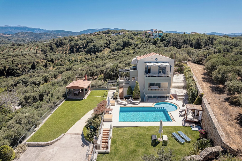 Villa Athinais 25/40