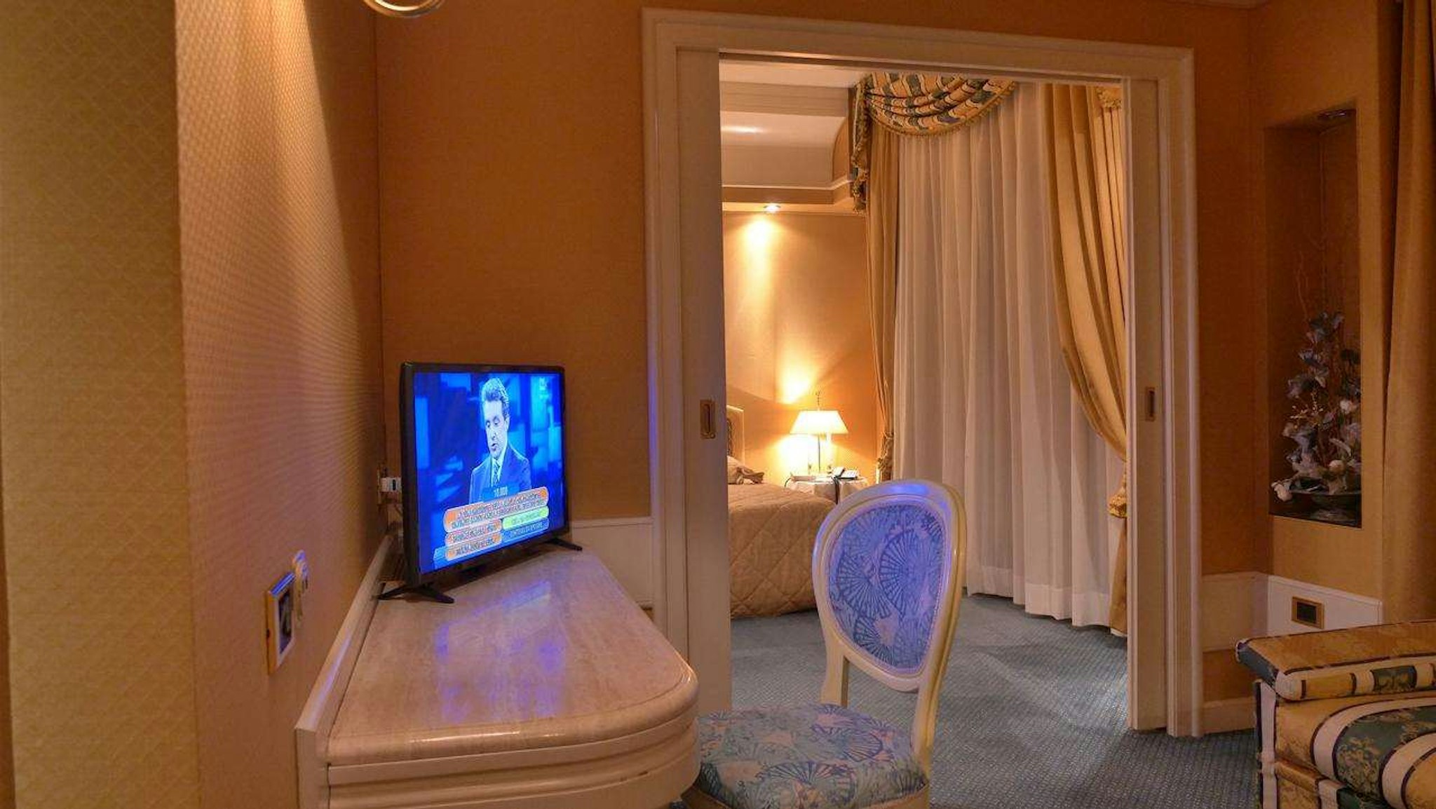 Hotel 501 26/46