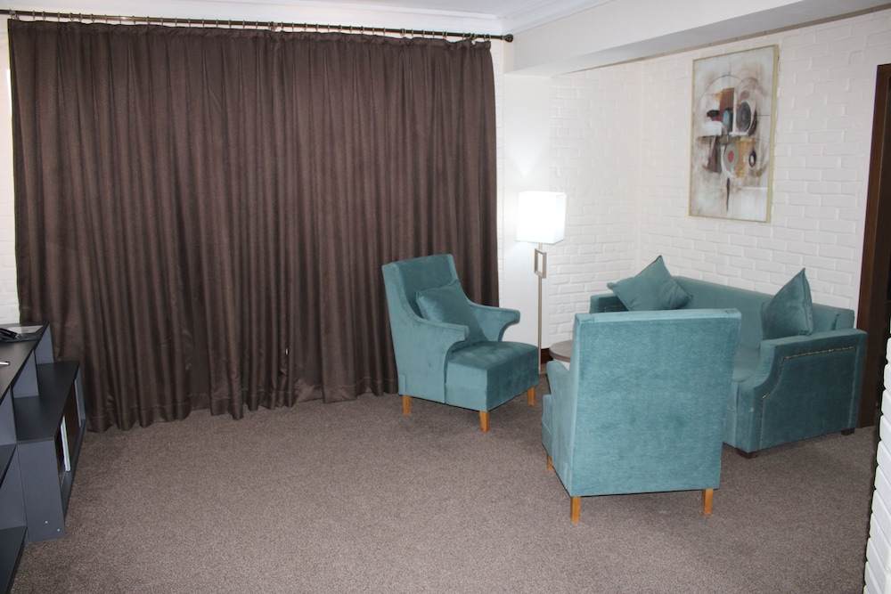 Grand Hotel Zarafshan 30/50