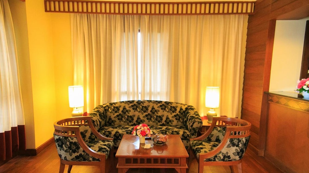 WIENGLAKOR HOTEL 45/76