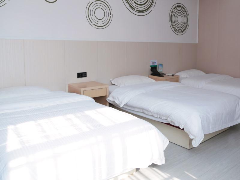 GreenTree Inn Yangzhou Wanda Plaza Baixiang Road Express Hotel 13/25