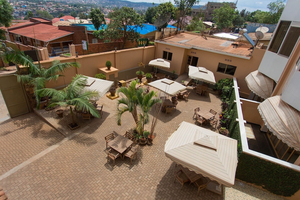 Civitas Hotel 15/20