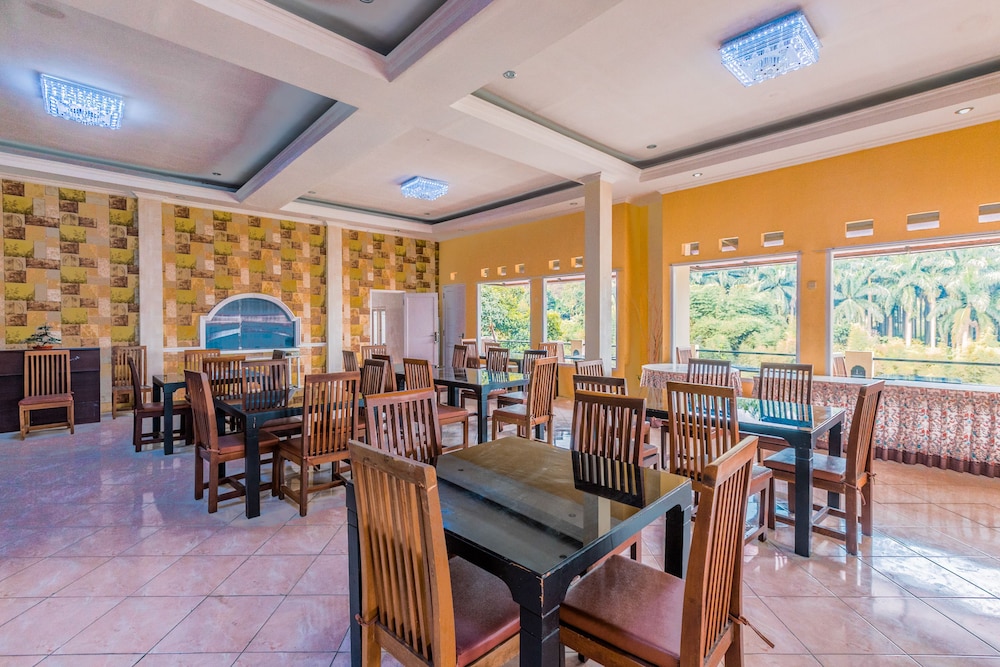 Hotel O Bogor Puncak Near Padang Golf Bukit Pelangi Formerly Gunung Geulis Village 46/61