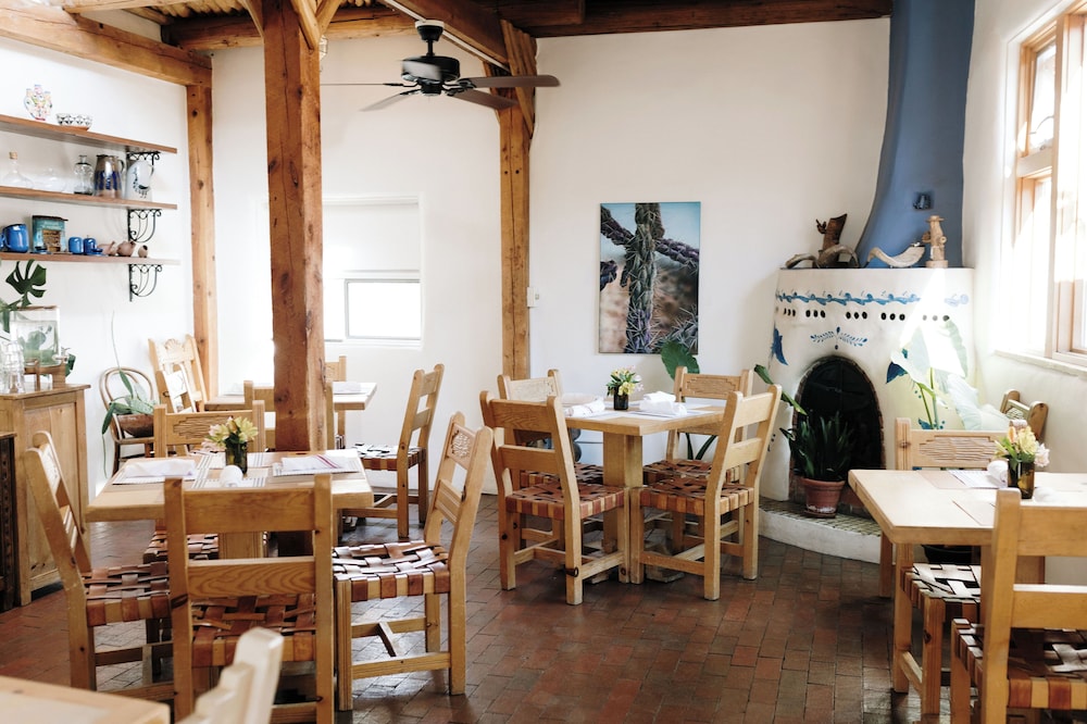 El Paradero Bed & Breakfast Inn 66/79