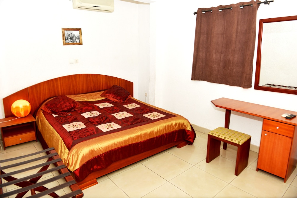 Golden Hotel & Suites 19/50