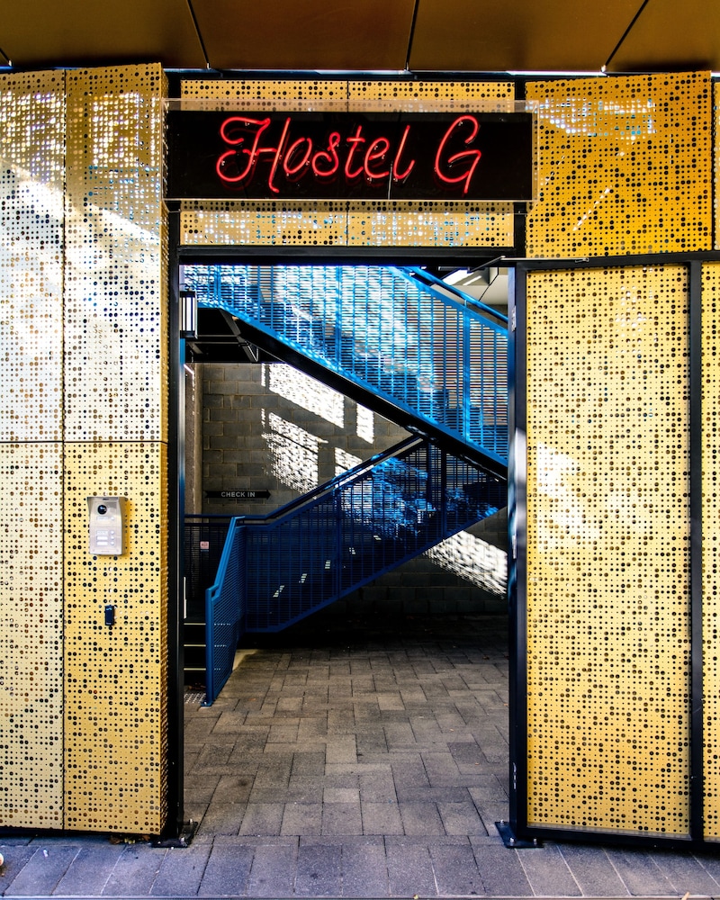 Hostel G 5/40