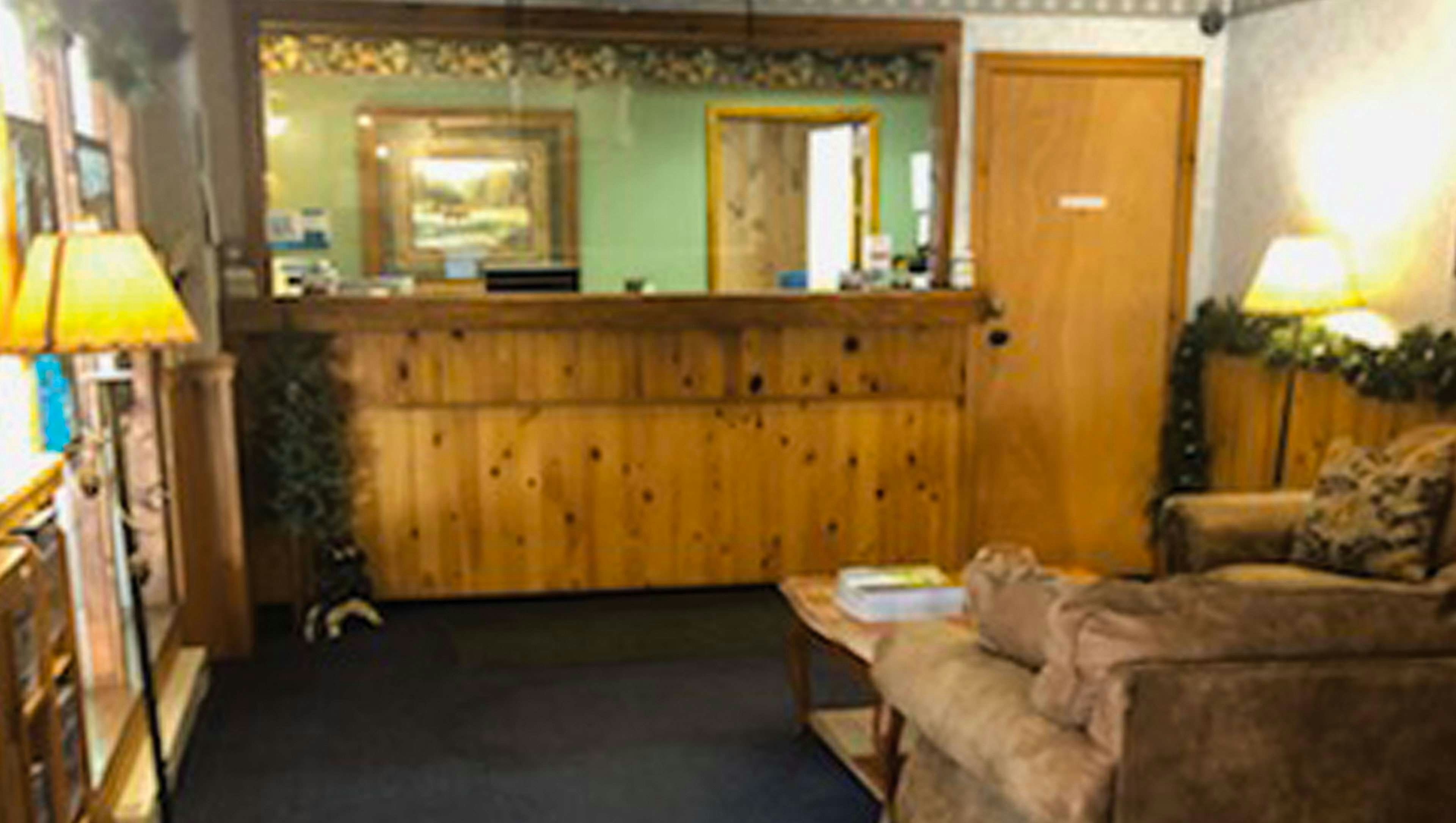 ADIRONDACK LODGE OLD FORGE 8/55