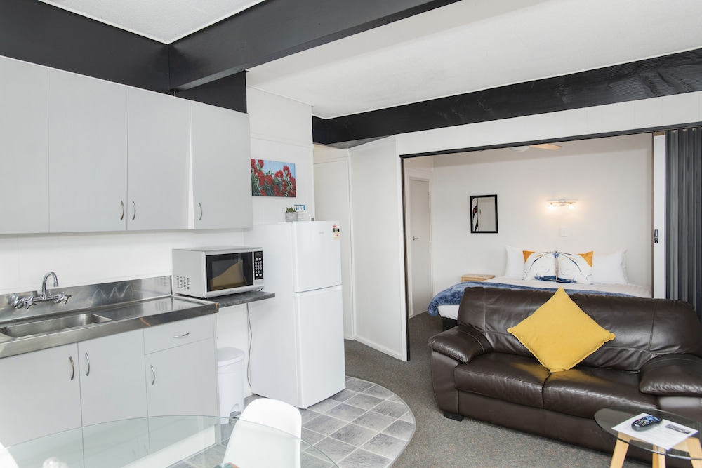 Waikanae Beach Motel 53/76