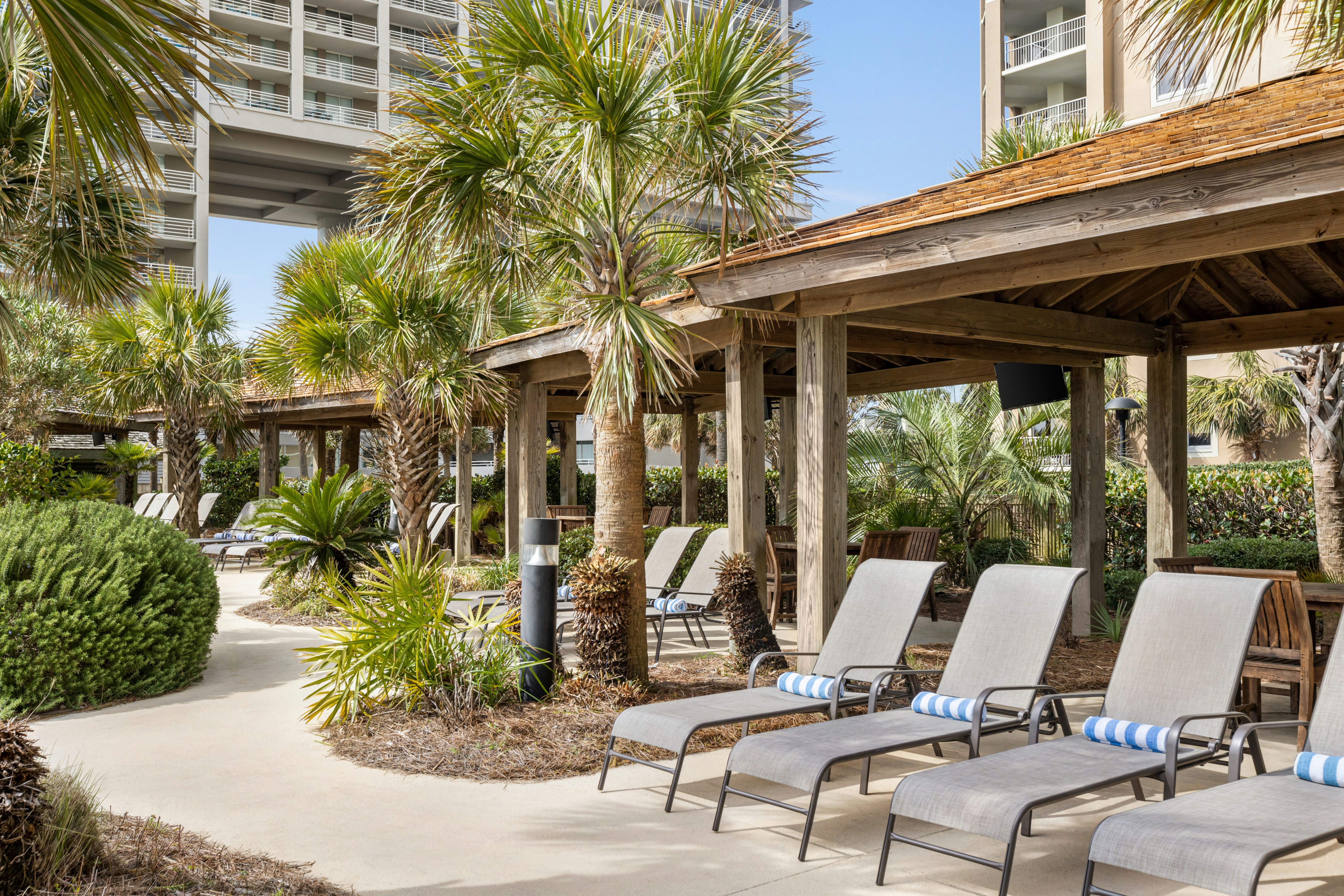 Royale Palms Condominiums 48/49