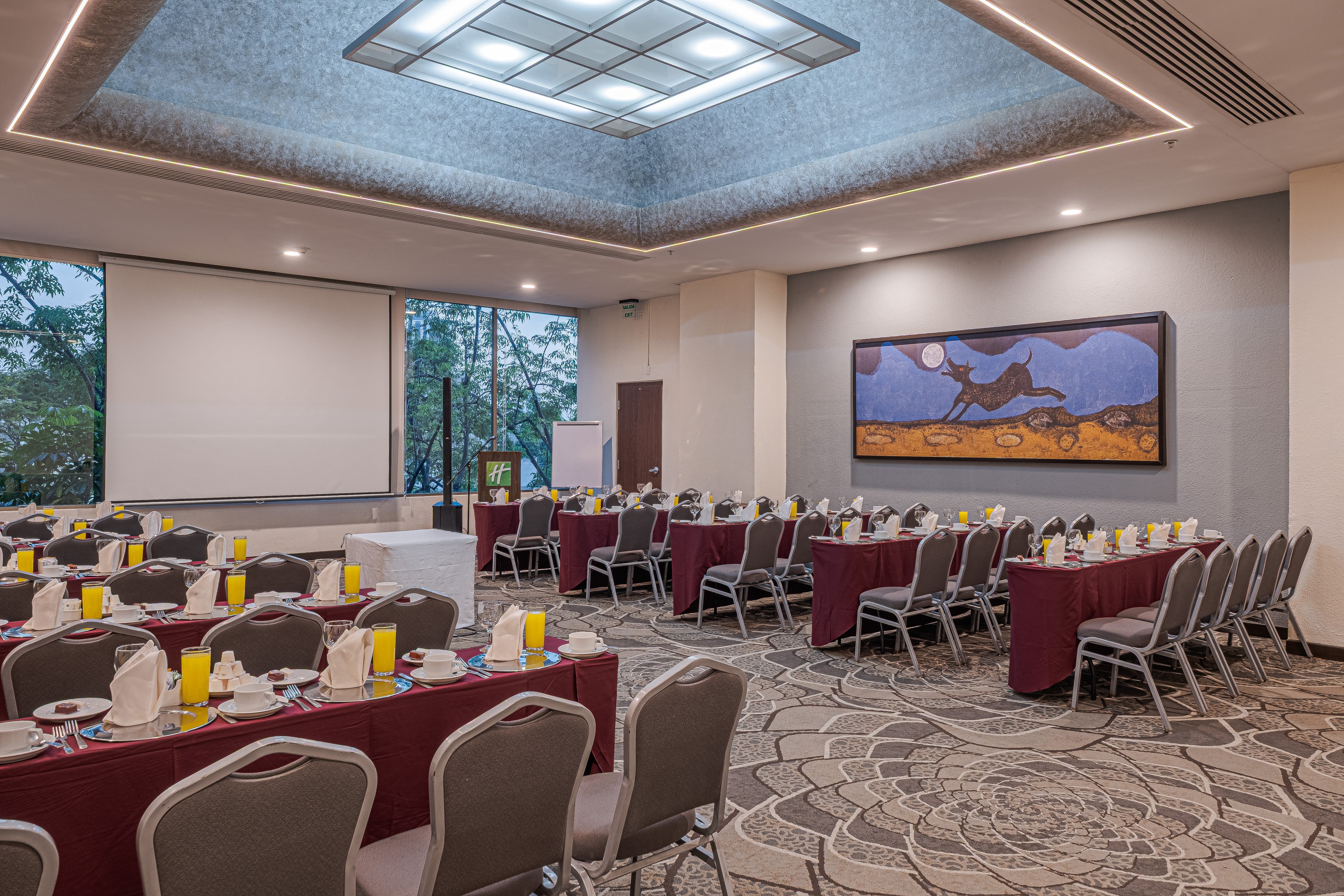 HOLIDAY INN SELECT GUADALAJARA 62/72