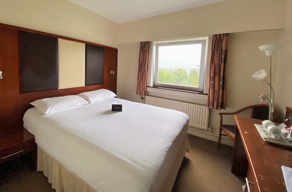 Normandy Hotel 24/56