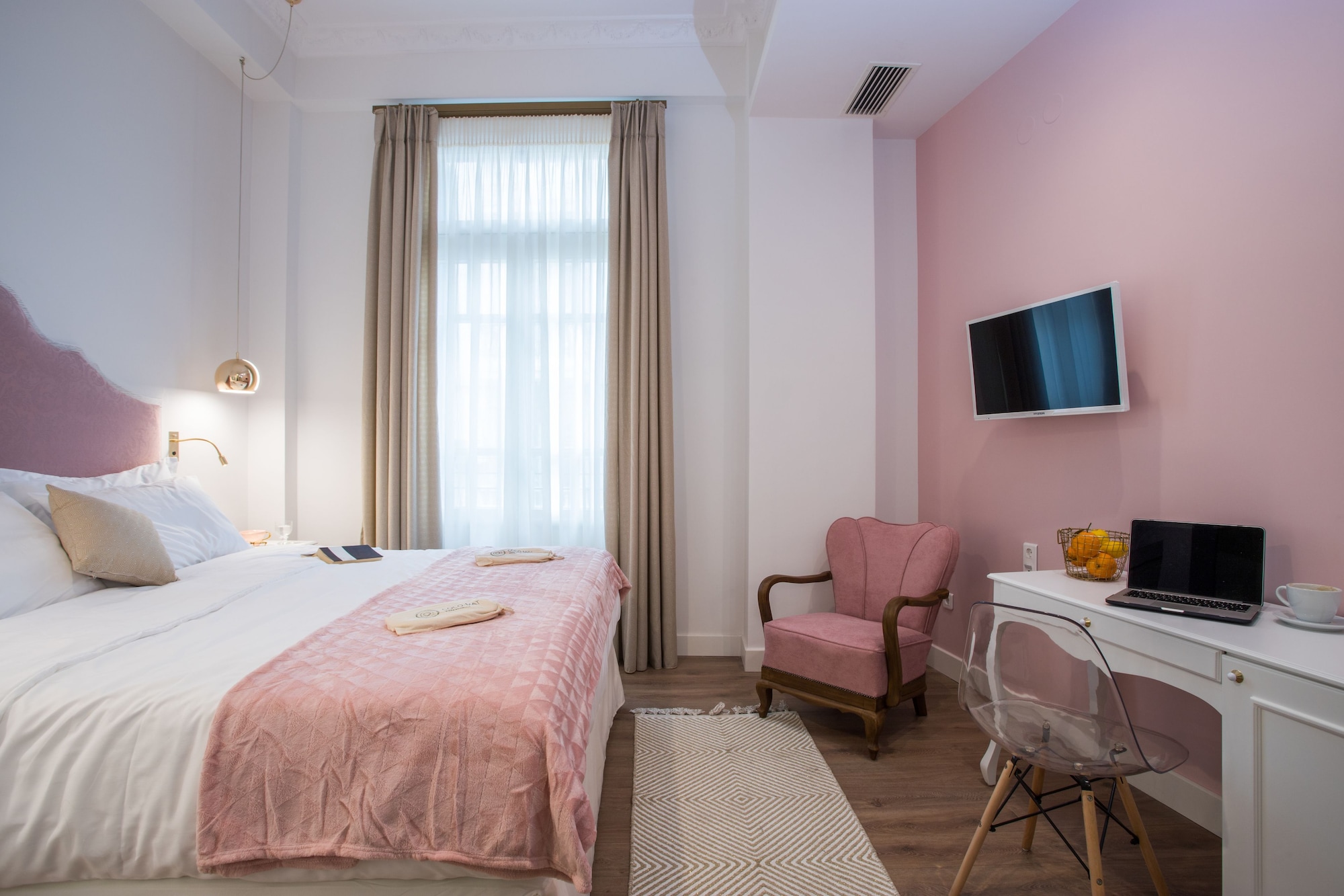 Bahar, Executive, King Bed