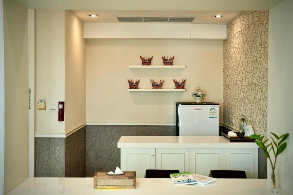 A Te Chumphon Hotel 10/70