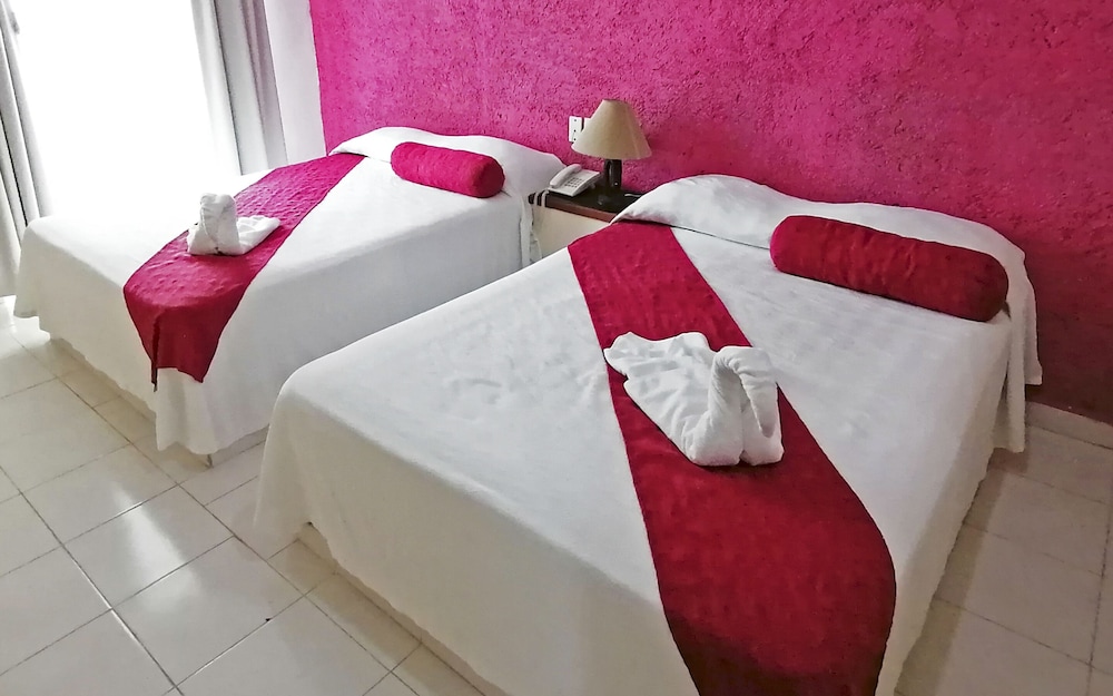 PUERTO SEYBA HOTEL 13/40