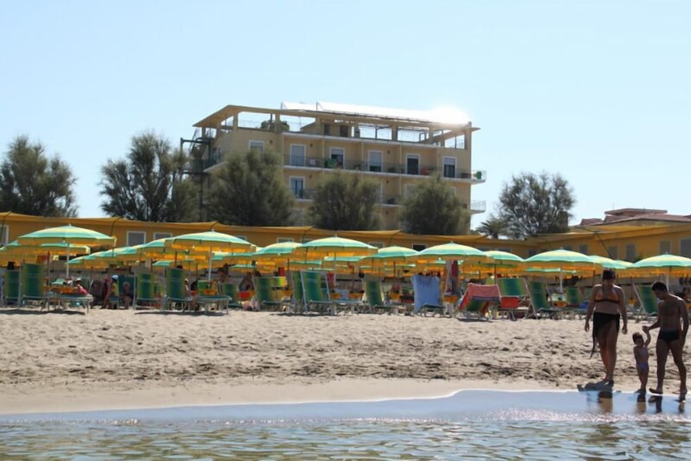 Hotel Club Sabbiadoro 46/51