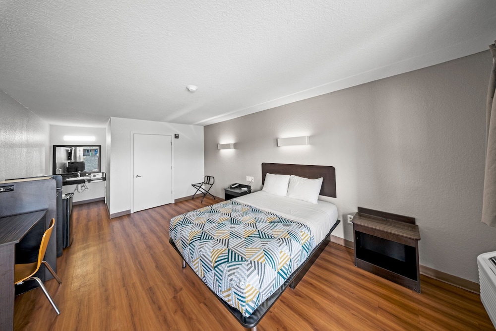 Motel6 Moultrie, GA 25/62