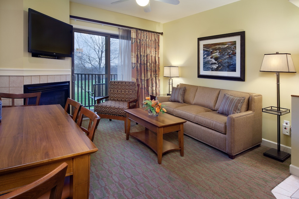 Holiday Inn Club Vacations At Lake Geneva Resort 27/39