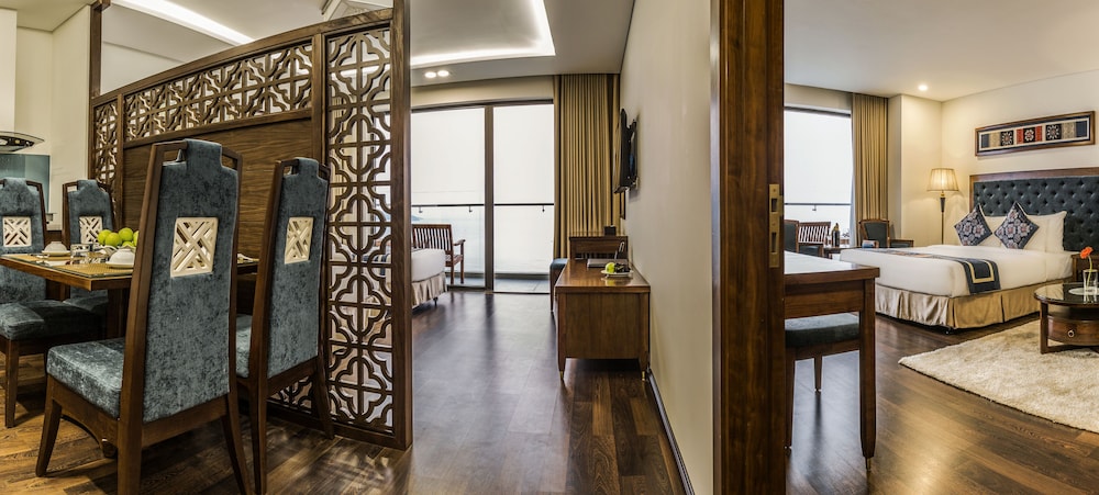 Balcona Hotel Da Nang 26/72