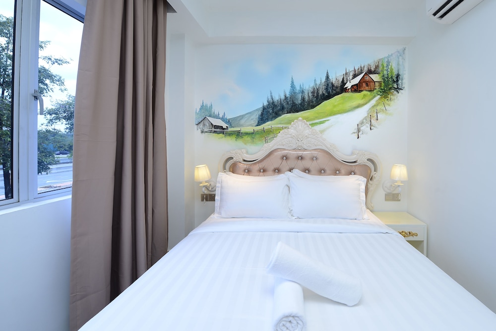 Hotel De Art Usj 21 11/35