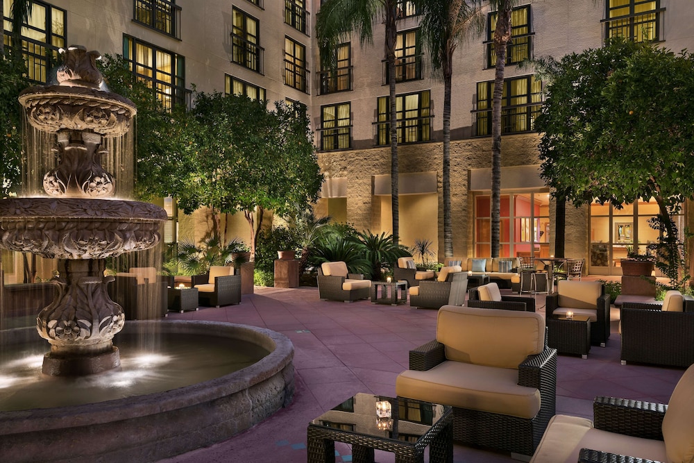 Tempe Mission Palms, a Destination by Hyatt Hotel in TEMPE - AZ