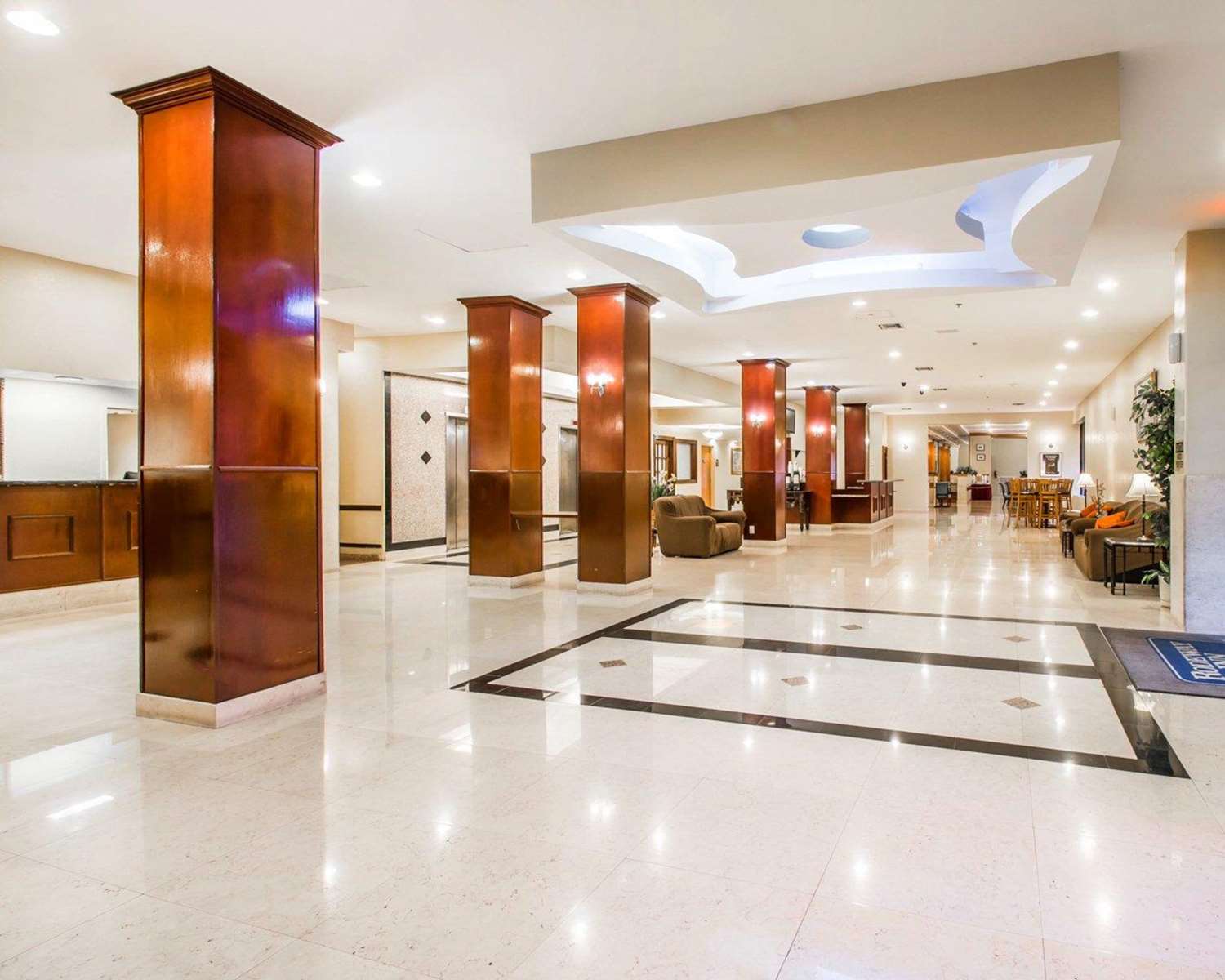 North Miami Beach Gardens Inn & Suites 10/42