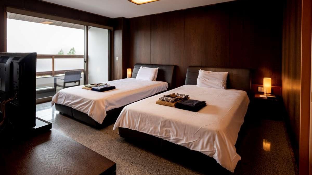 Universal, Single Bed, Main Building