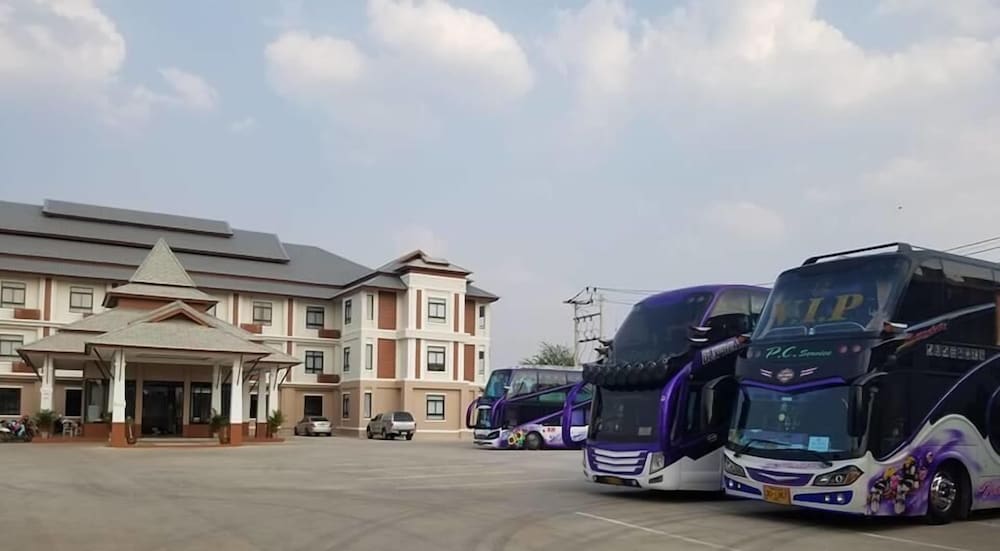 S-Tawan Hotel & Convention 27/29