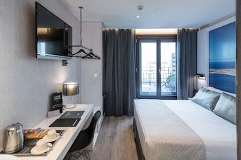 Mixed Dorm, Shared