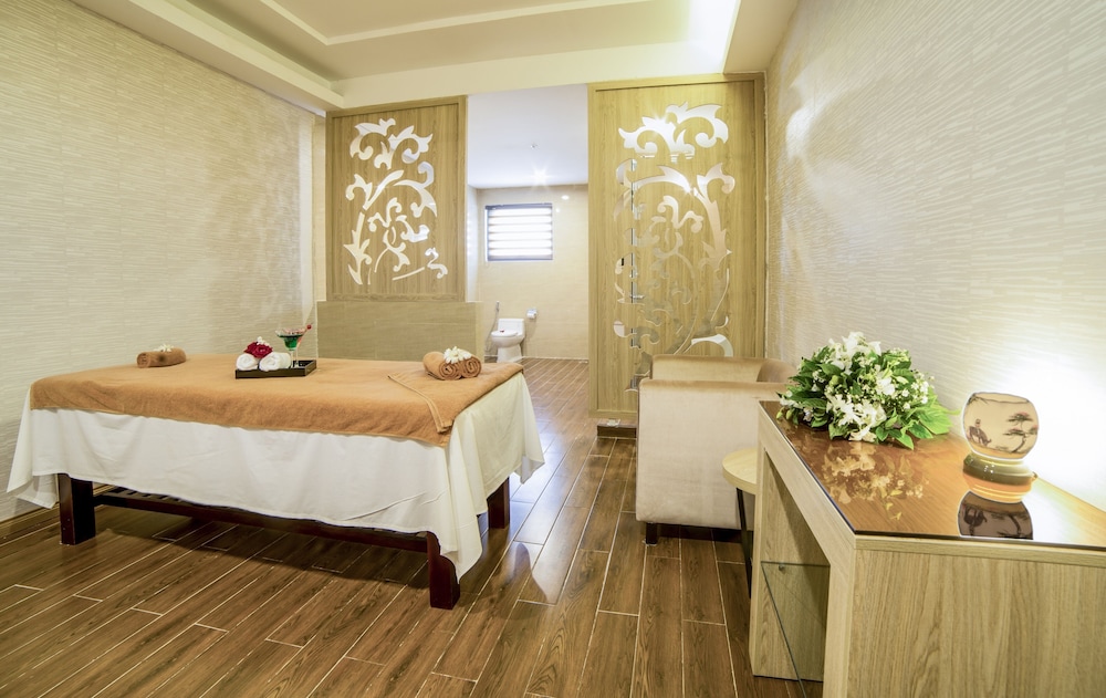 Muong Thanh Luxury Vientiane 11/59