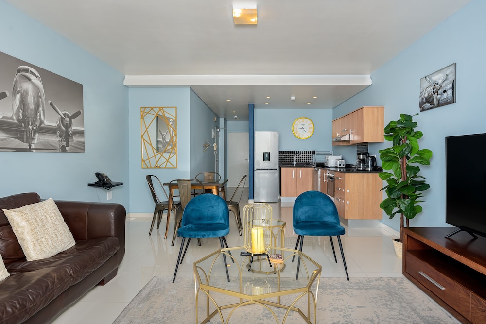 Infinity Self-Catering Apartments 31/50