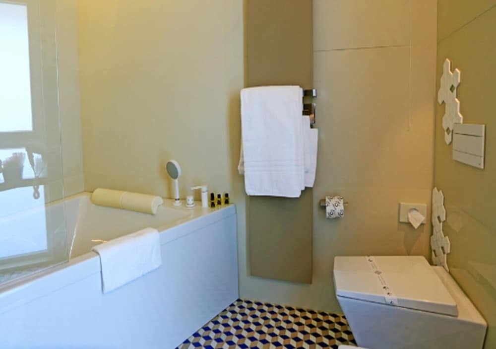Zafran Boutique Hotel 48/50
