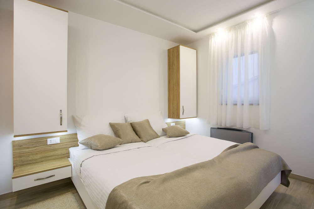Adrion Aparthotel 7/49