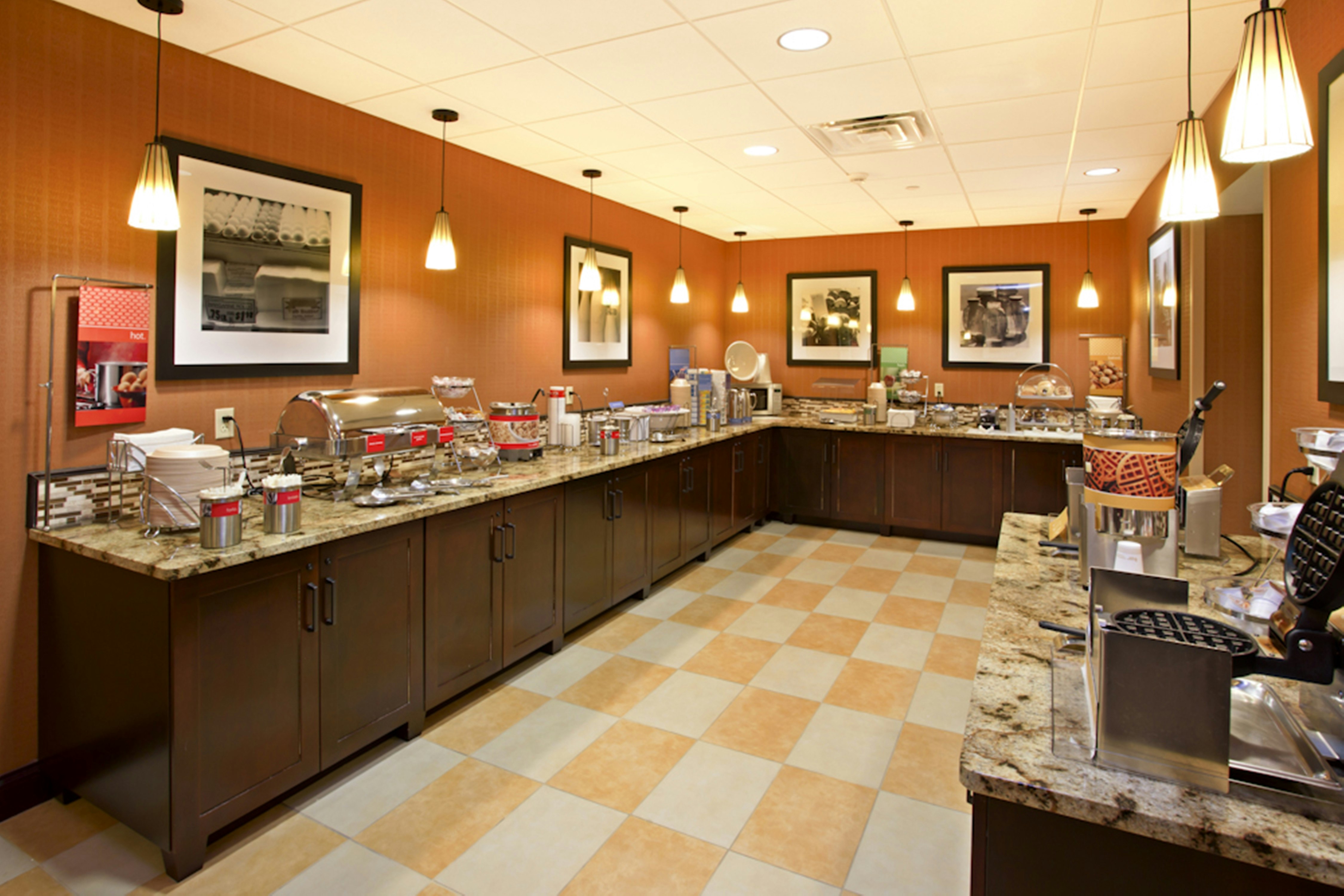Hampton Inn Marietta 12/58