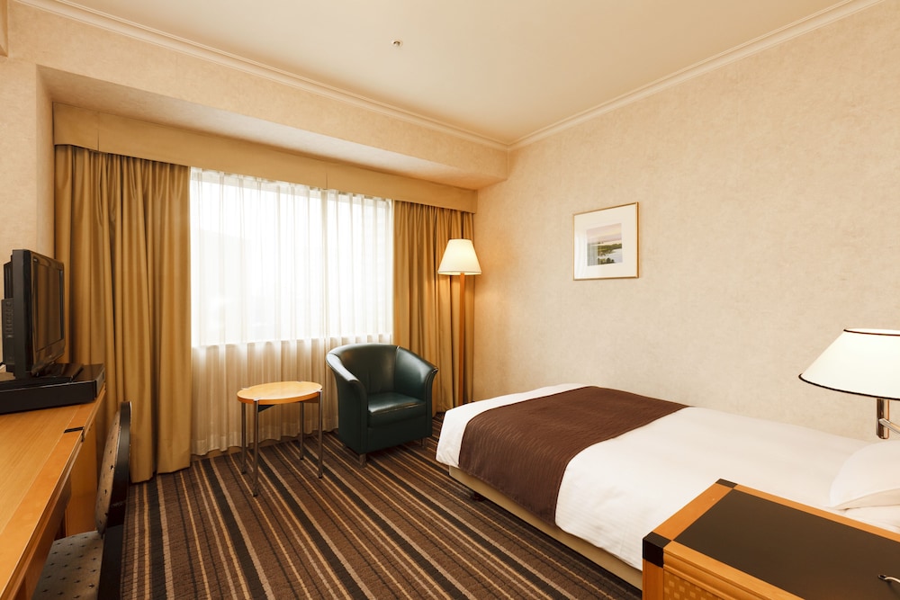 Sapporo Excel Hotel Tokyu 24/68