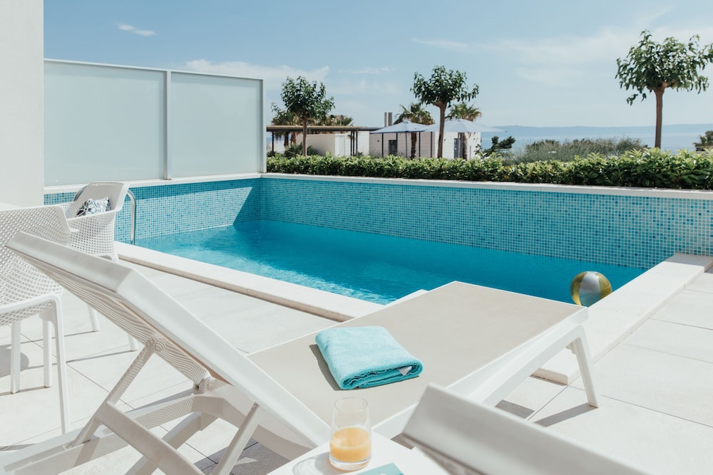 Romana Beach Resort 40/66