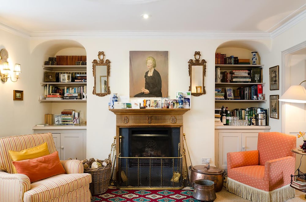 Heron House Bed &amp; Breakfast 9/23